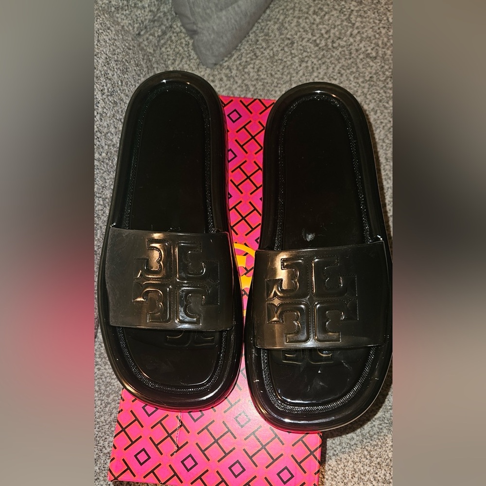 Black  Tory Burch Bubble Jelly Sandals size 6